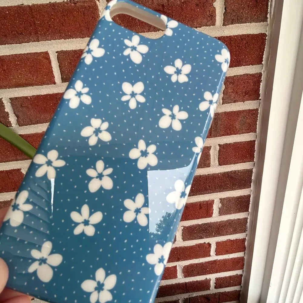 NEW Casely iPhone 6/7/8 Plus Floral Case, Flower My World, Ocean Blue Floral